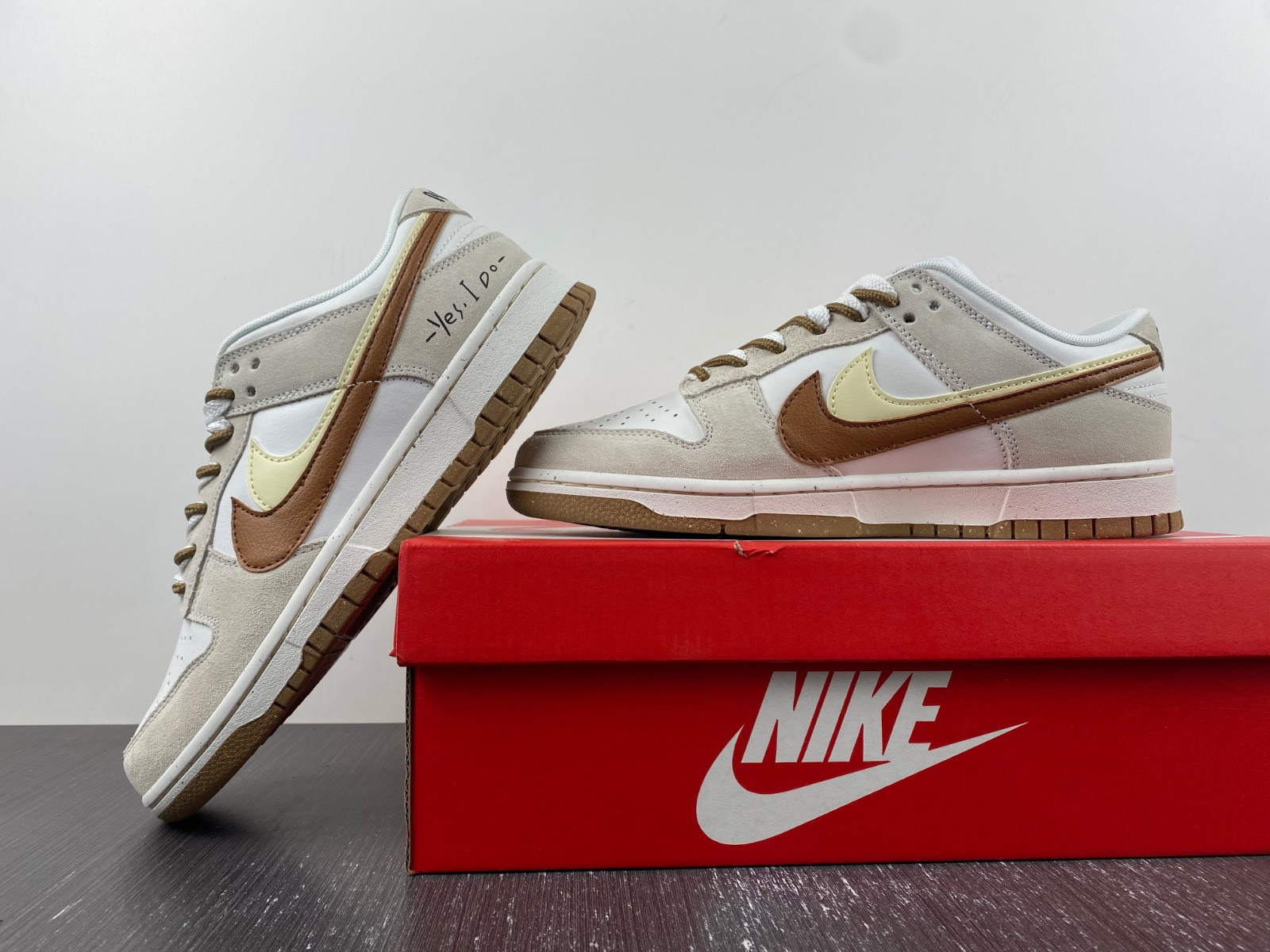 Nike Dunk Low DO9457-100-01