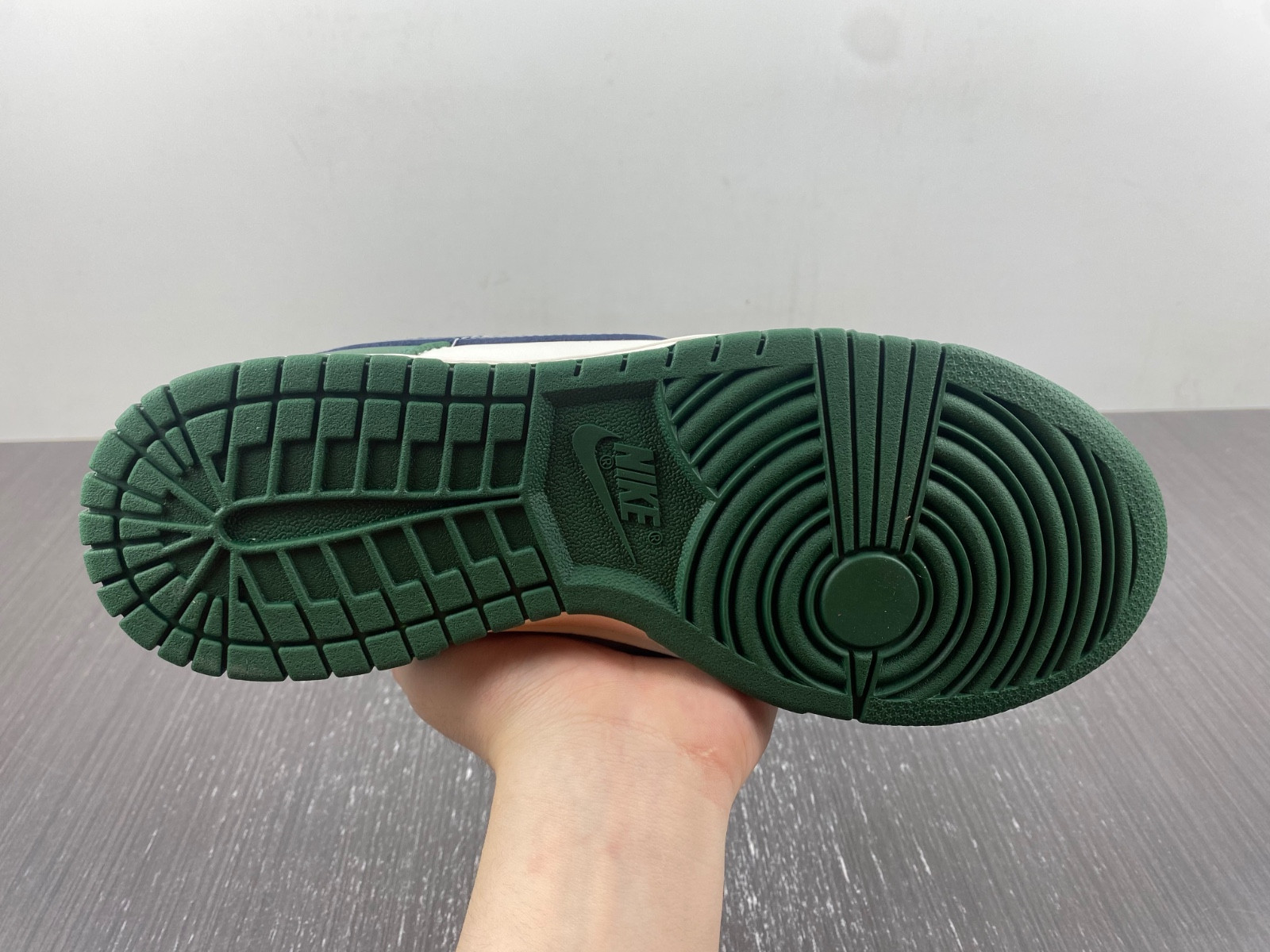 Nike Dunk Low “Gorge Green” DD1503-300