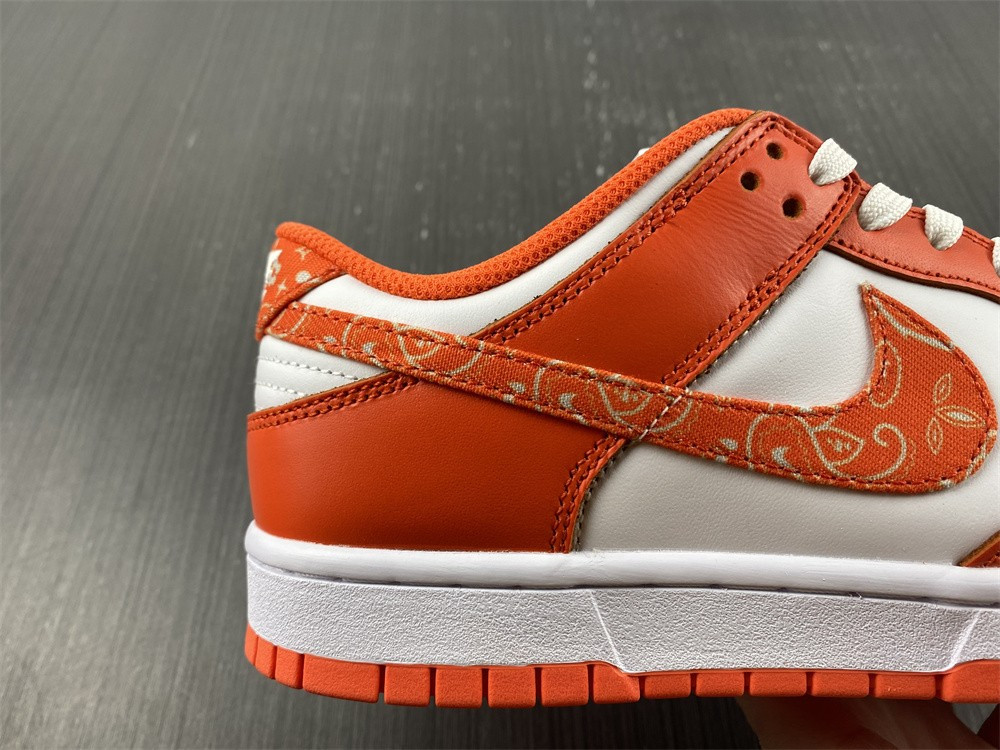 Nike Dunk Low WMNS “Orange Paisley” DH4401-103