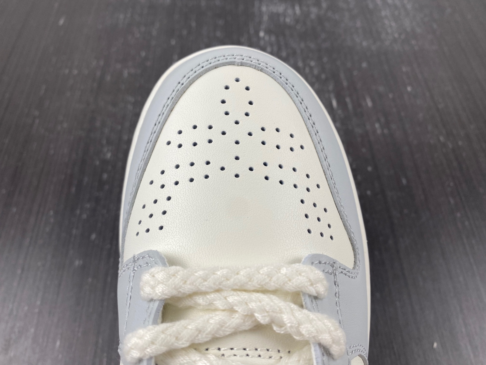 Nike Dunk Low WMNS “Needlework” FJ4553-133