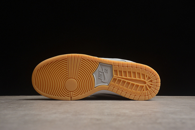 Nike SB Dunk Low Pro ISO Orange Label Wolf Grey Gum DV5464-001