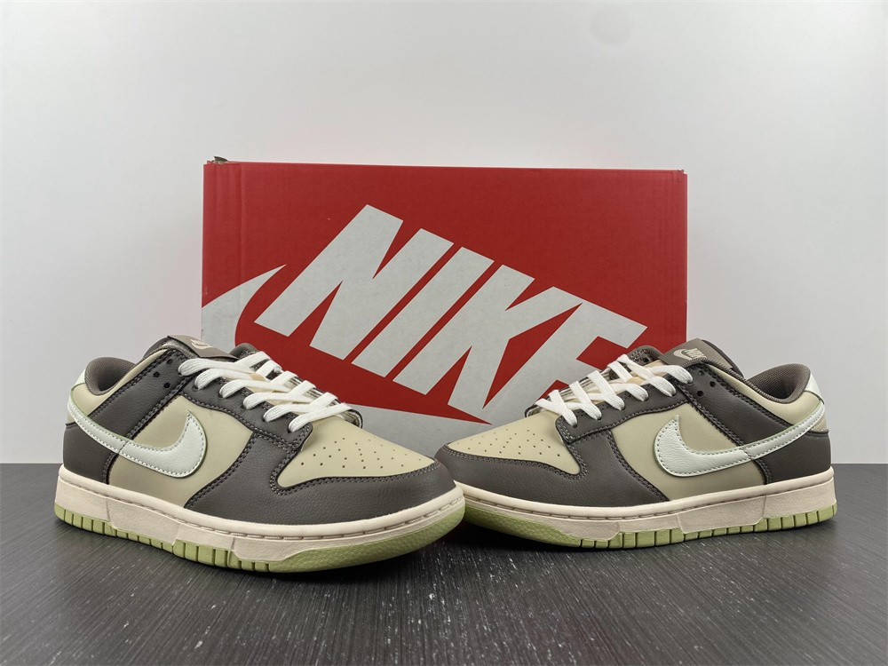 SB Dunk Low "Khaki" FB4960-210