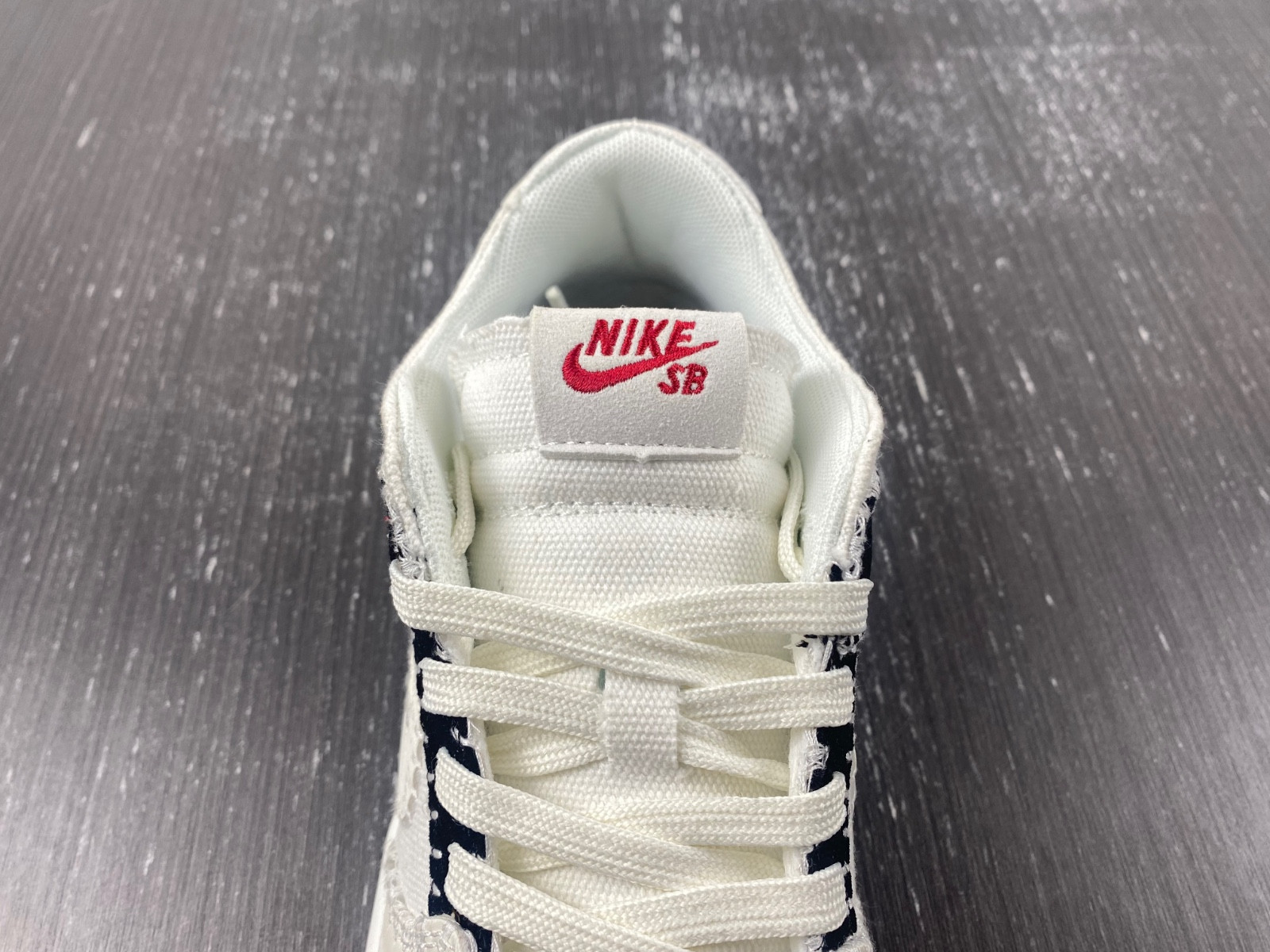 Nike SB Dunk Low “N7” FD6951-300