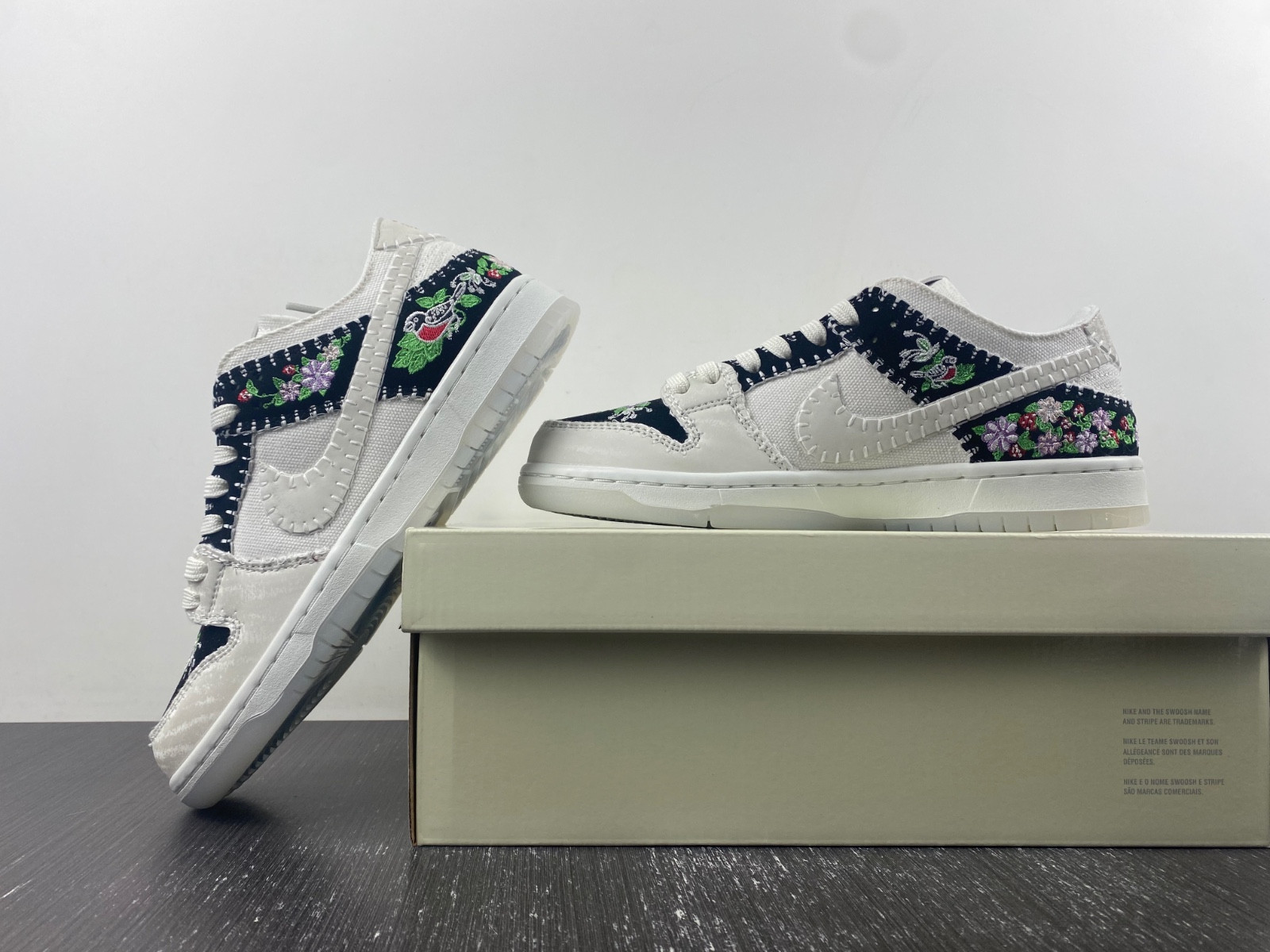 Nike SB Dunk Low “N7” FD6951-300