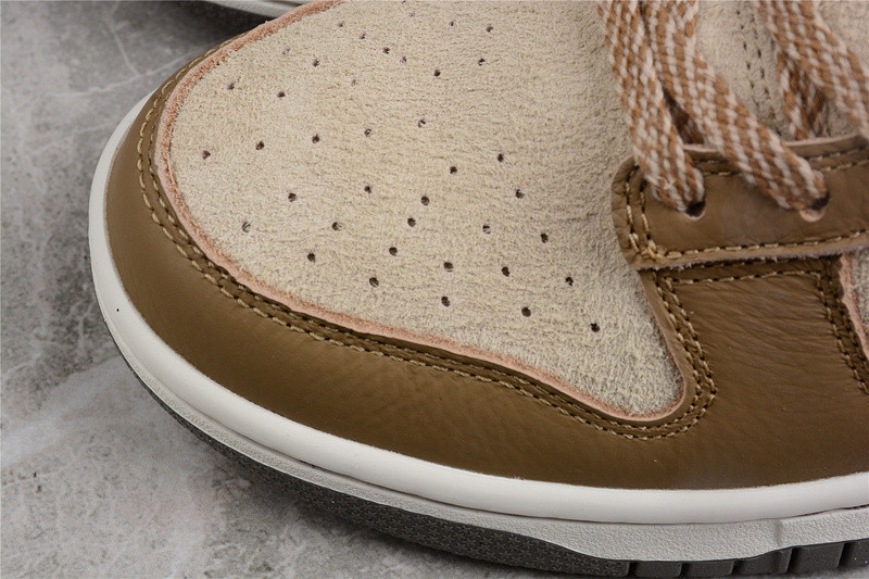 Nk Dunk Low "Dark Driftwood" DO6712-200