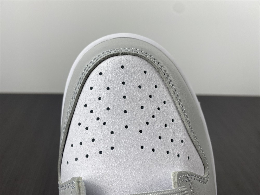 Nike Dunk Low “Grey Fog” DD1391-103