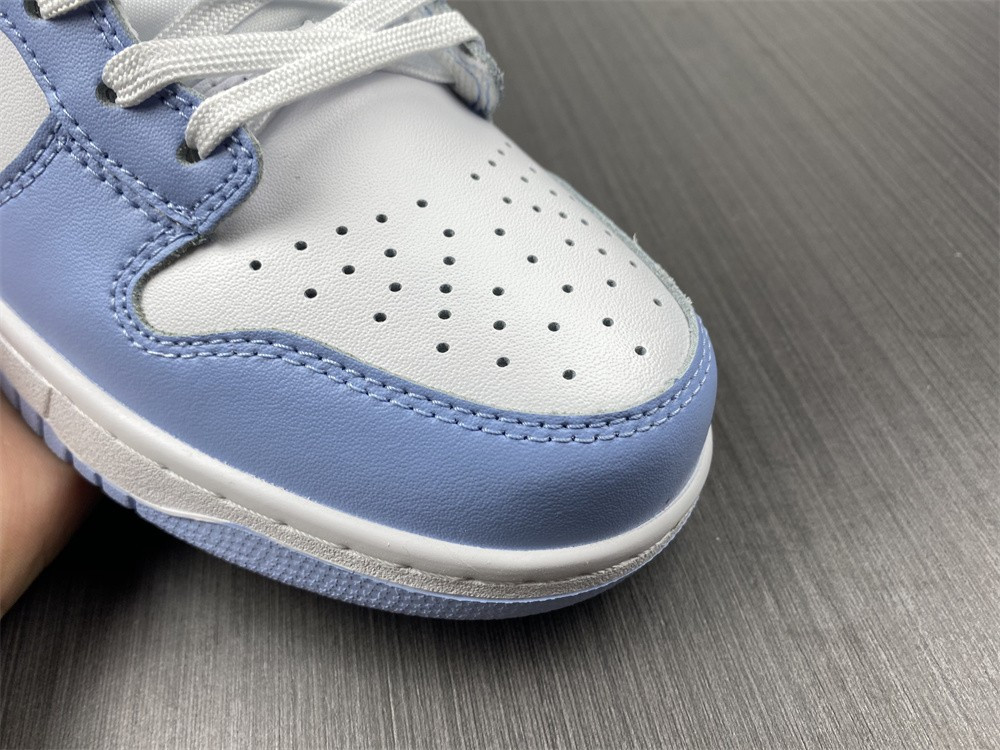 Nike Dunk High WMNS “Aluminum” DD1869-107