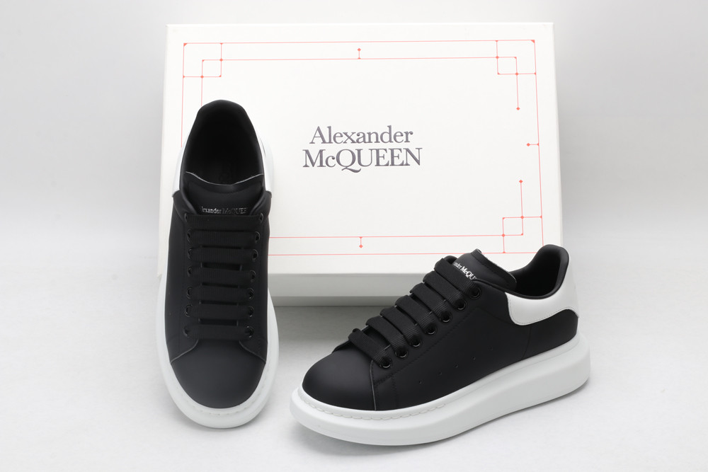 MQ Sneakers