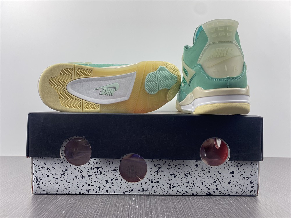 Air Jordan 4 Green CV9388-102