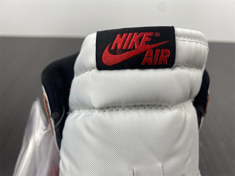 Air Jordan 1 High Heritage 555088-161