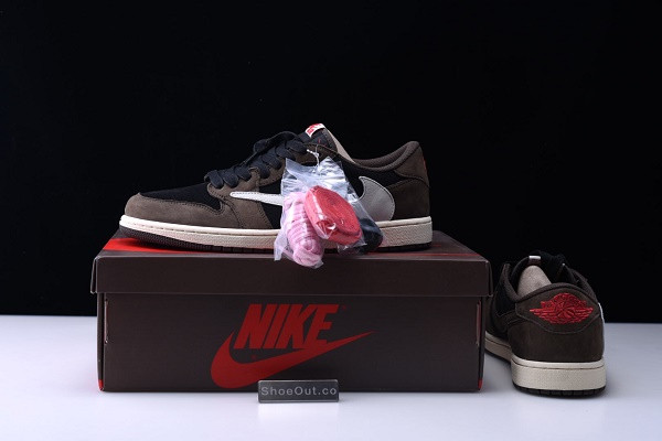 Travis Scott x Air Jordan 1 Low OG SP “Dark Mocha” CQ4277-001