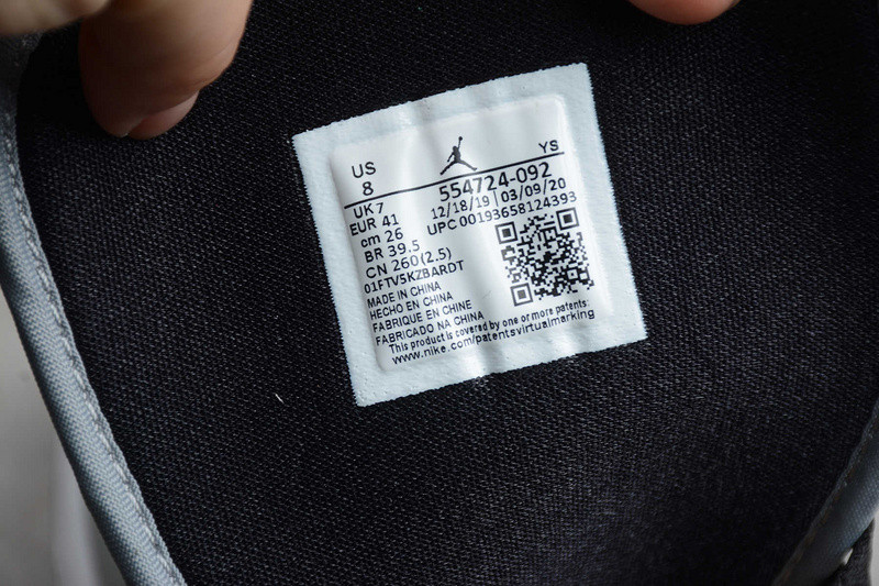 Jordan 1 Mid Light Smoke Grey 554724-092