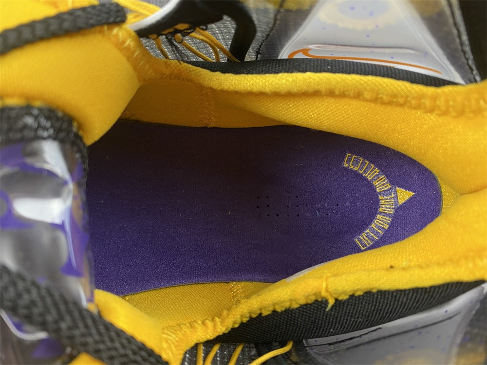 Nike LeBron 19 “Hardwood Classic” CZ0203-002