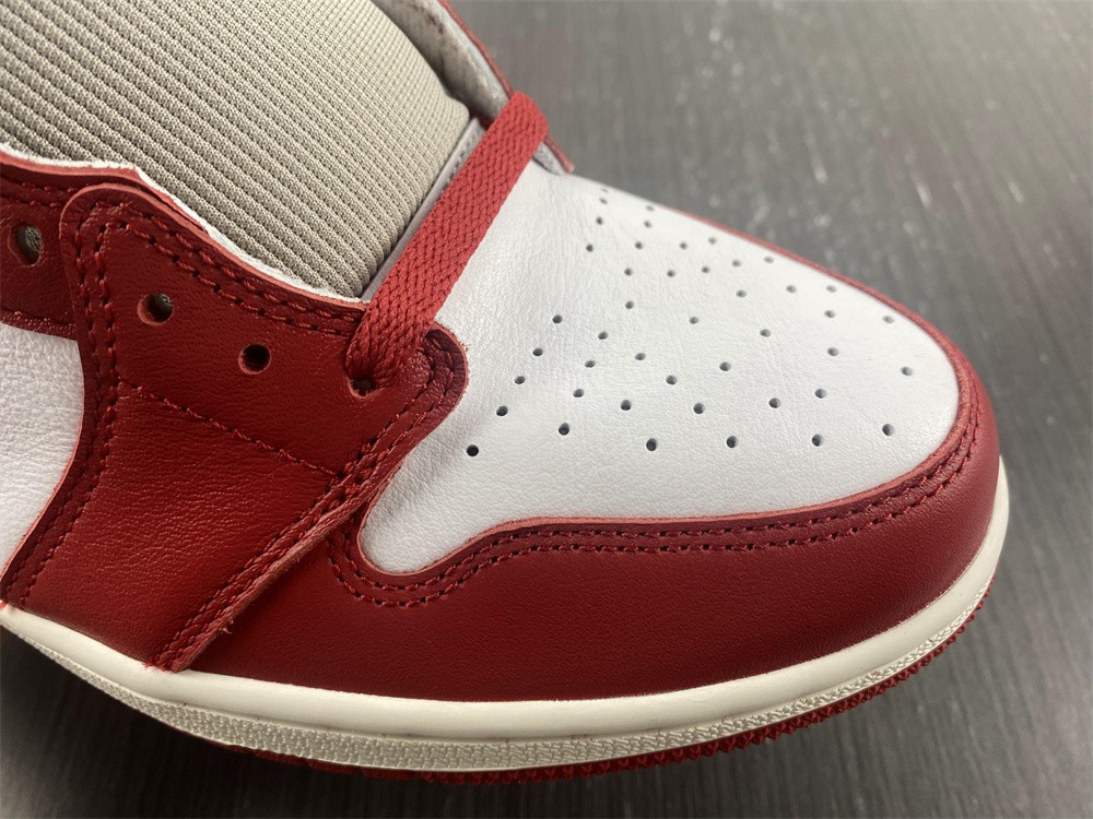 Air Jordan 1 High OG WMNS “Newstalgia” DJ4891-061