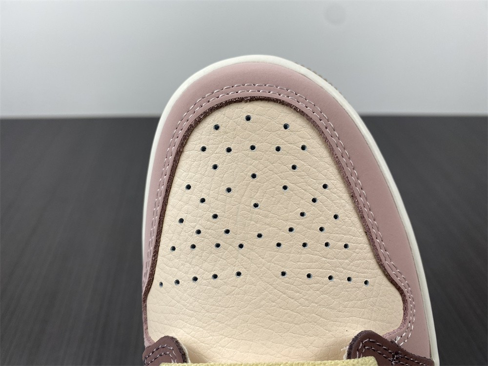 Nike Air Jordan 1 Mid DO7440-821