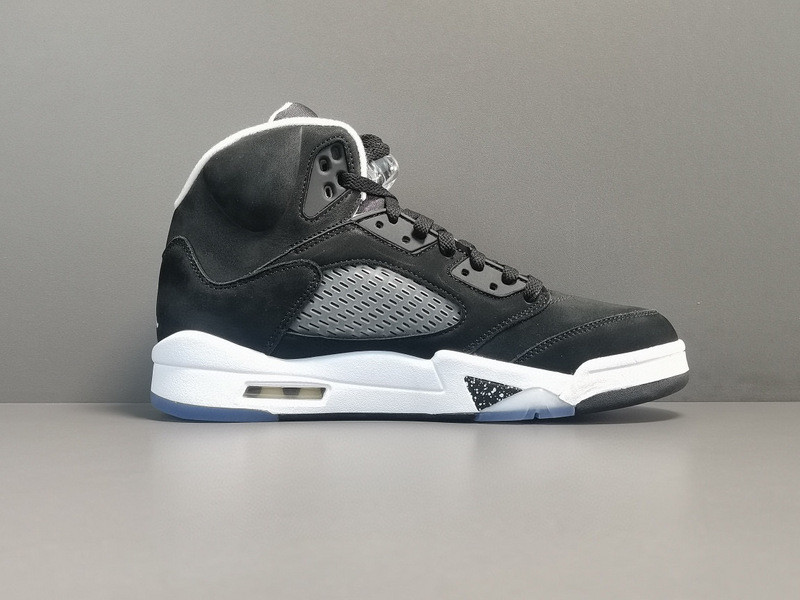 Air Jordan 5 Retro “Moonlight” CT4838-011