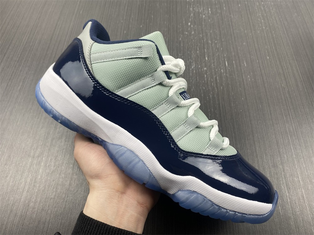 Jordan 11 Retro Low Georgetown (GS)  528896-007