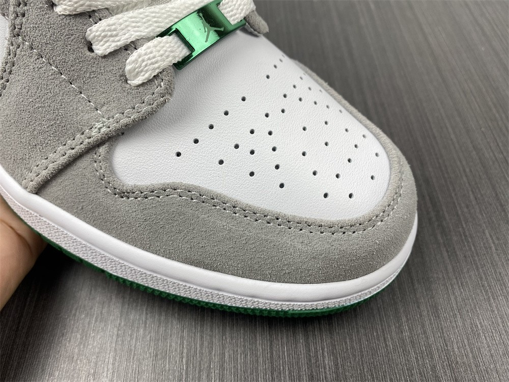 Air Jordan 1 Mid DC7294-103