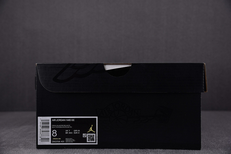 Air Jordan 1 Mid DN3706-401