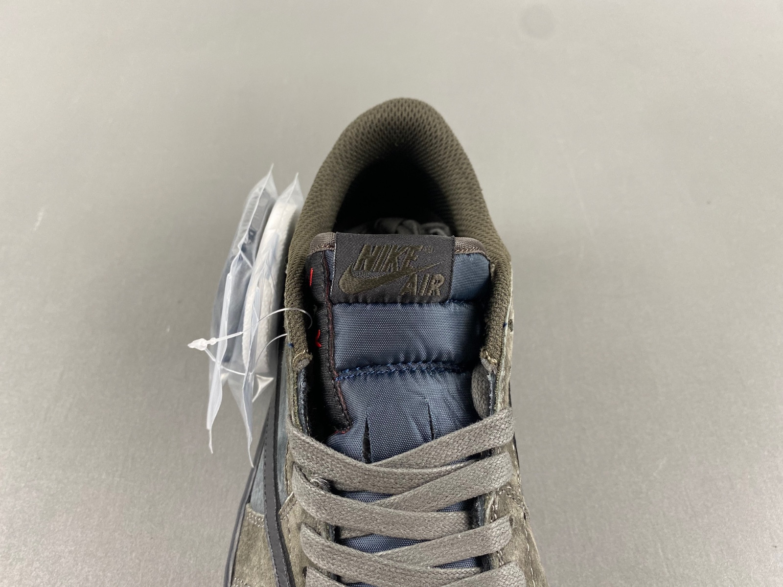 Travis Scott x Air Jordan 1 Low OG CQ4277-111