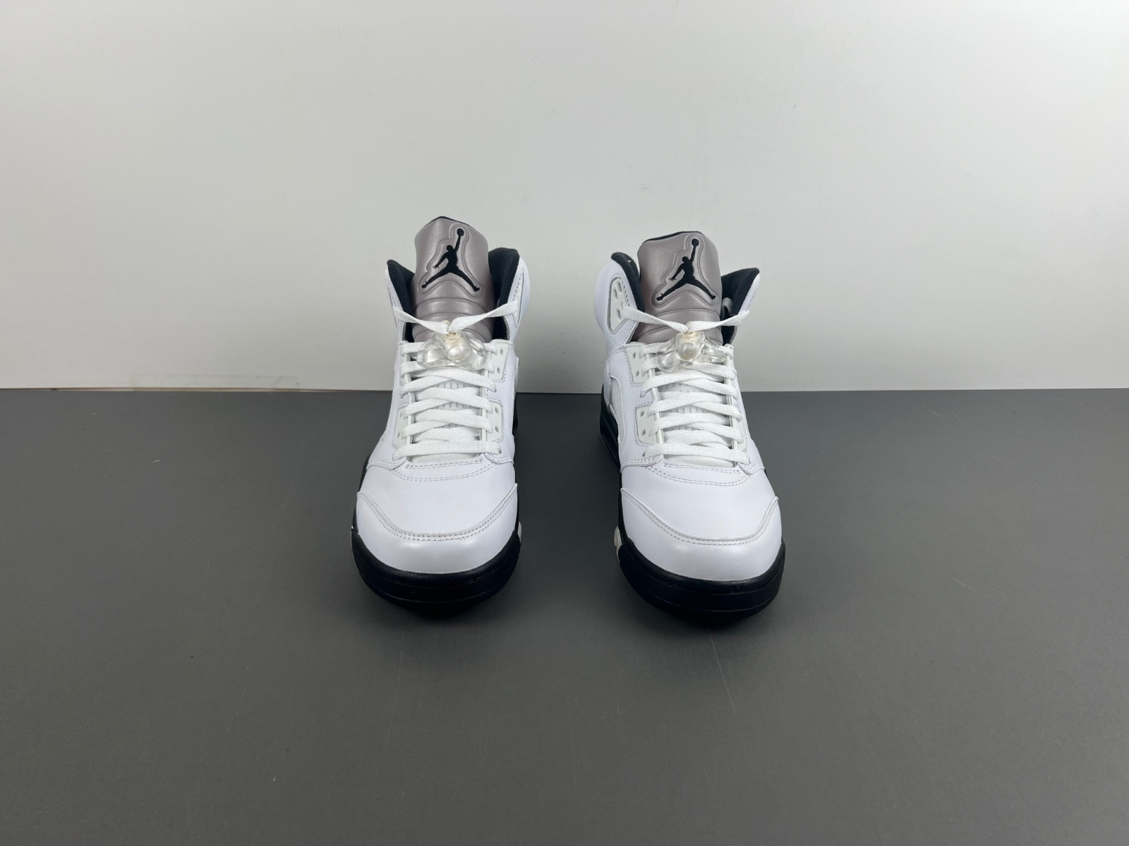 AIR JORDAN 5 RETRO DO0587-110