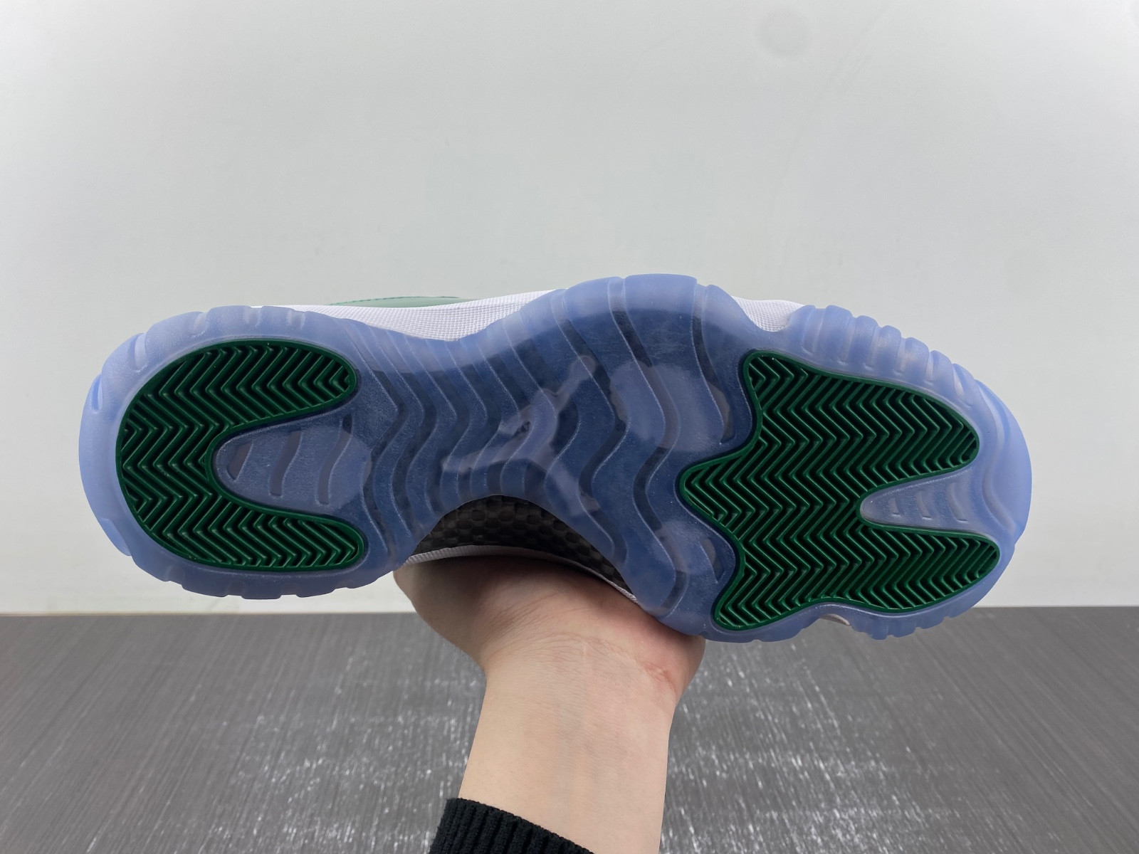 The Air Jordan 11 CT8012-113