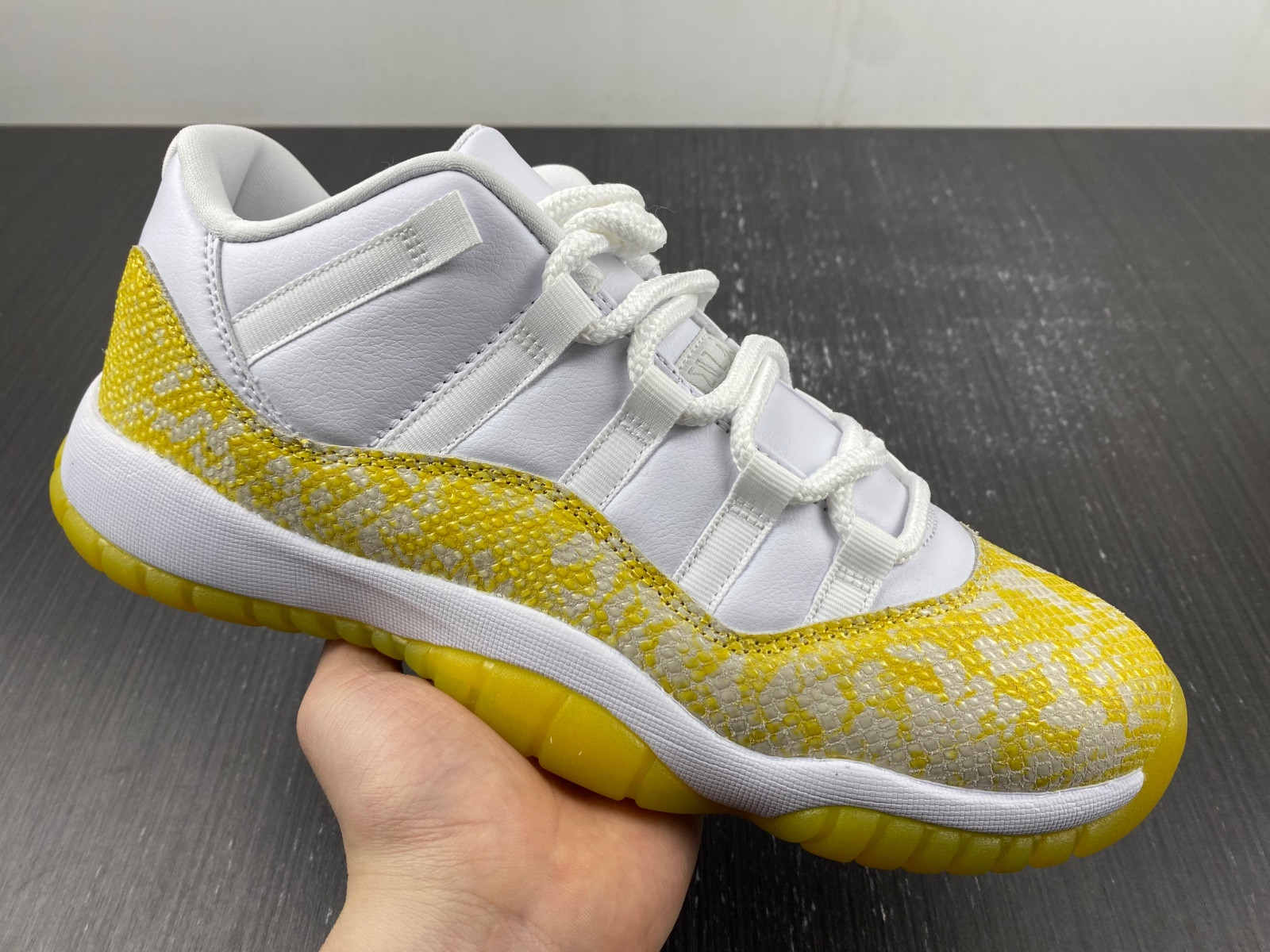Air Jordan 11 Low WMNS “Yellow Snakeskin” AH7860-107