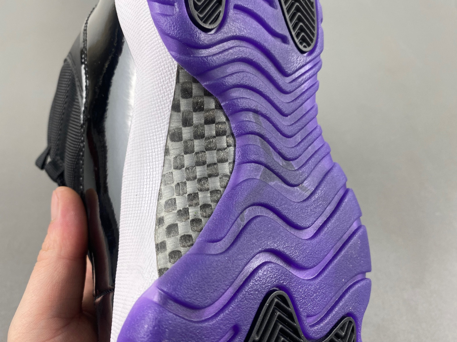 Air Jordan 11 Retro CT8812-999