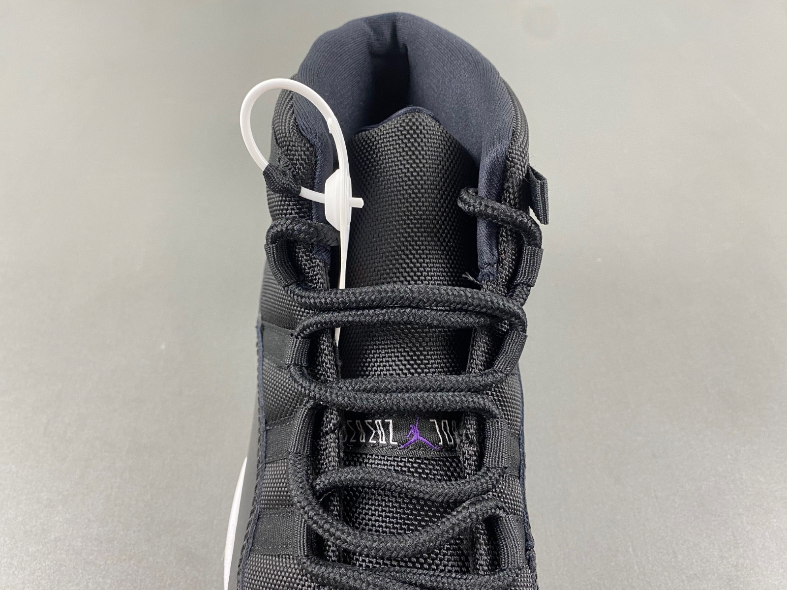 Air Jordan 11 Retro CT8812-999