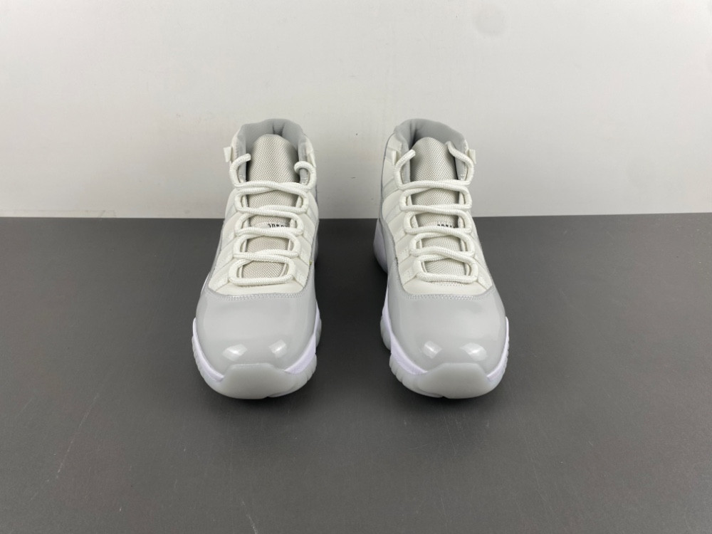 Air Jordan 11 AR0715-110