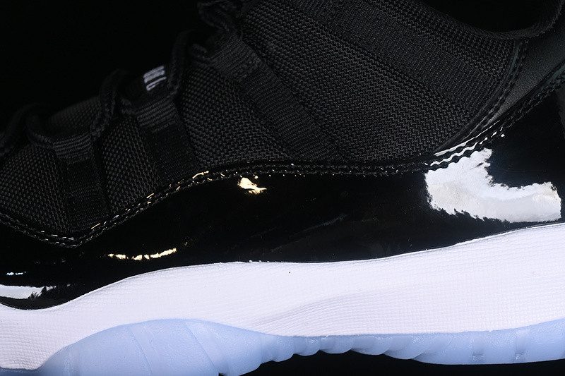 AIR JORDAN 11 RETRO LOW SPACE JAM FV5104-004