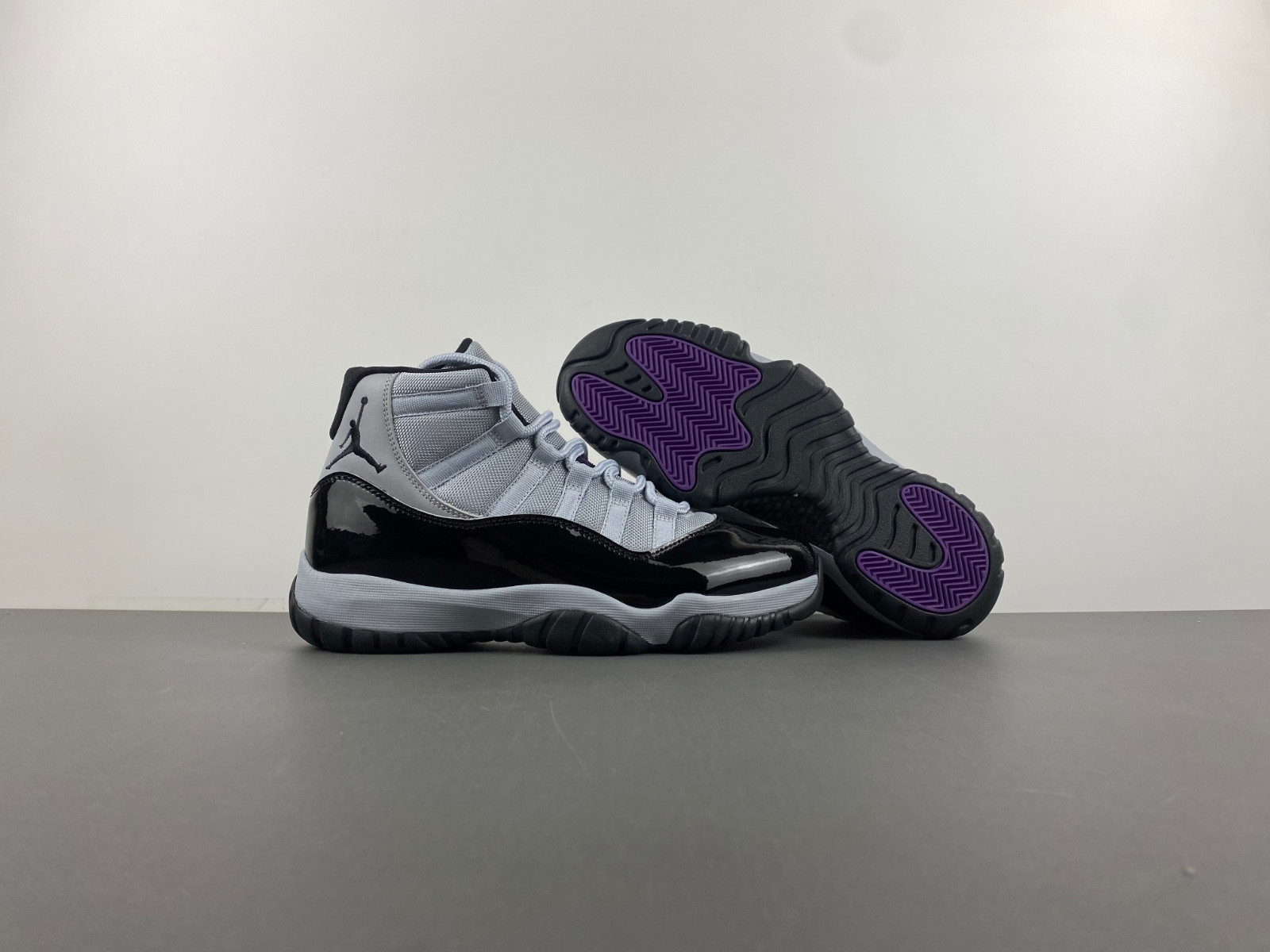 Air Jordan 11 CT8012-6005