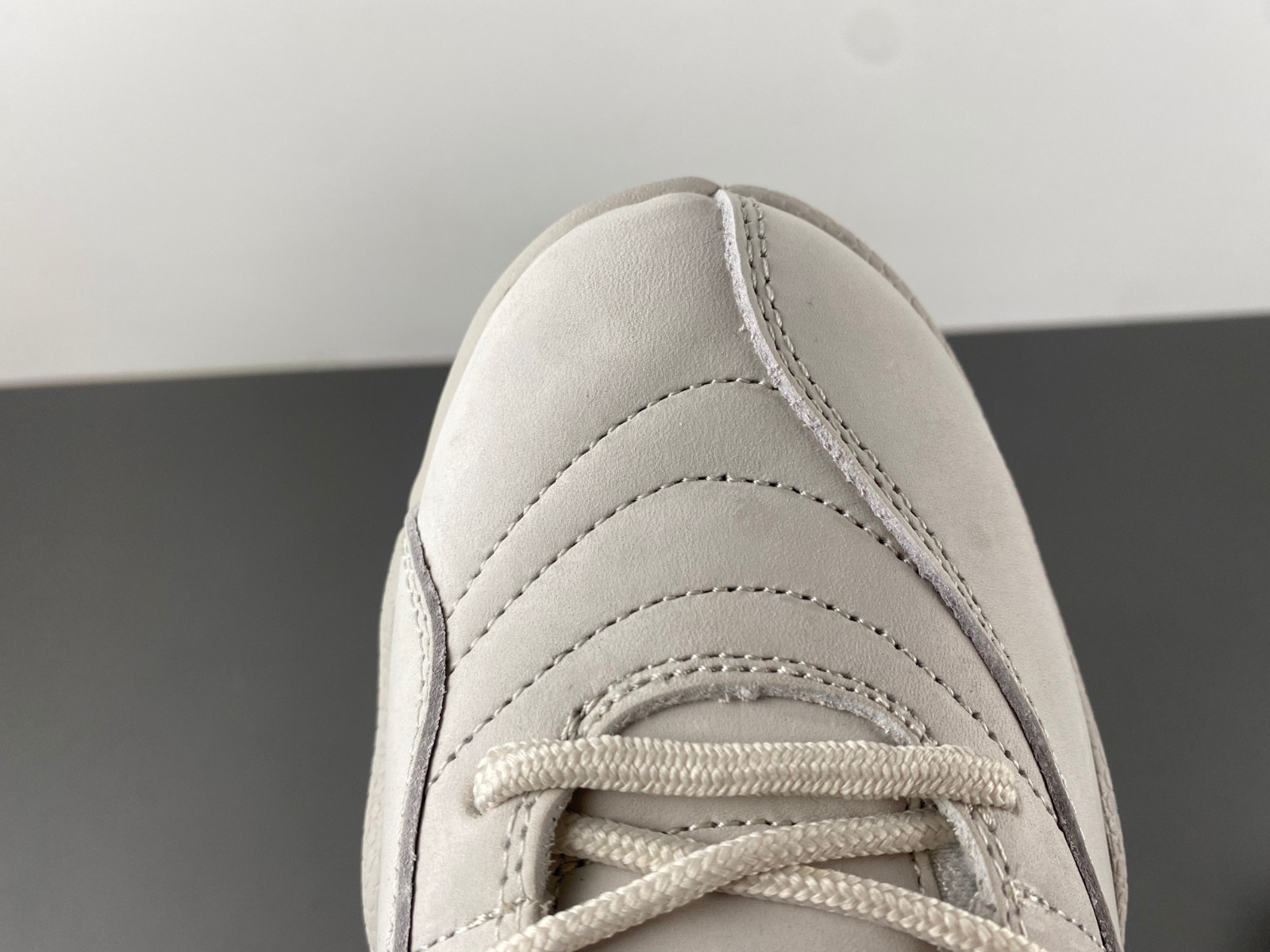 Air Jordan 12 WMNS “Phantom”  FD9101-007