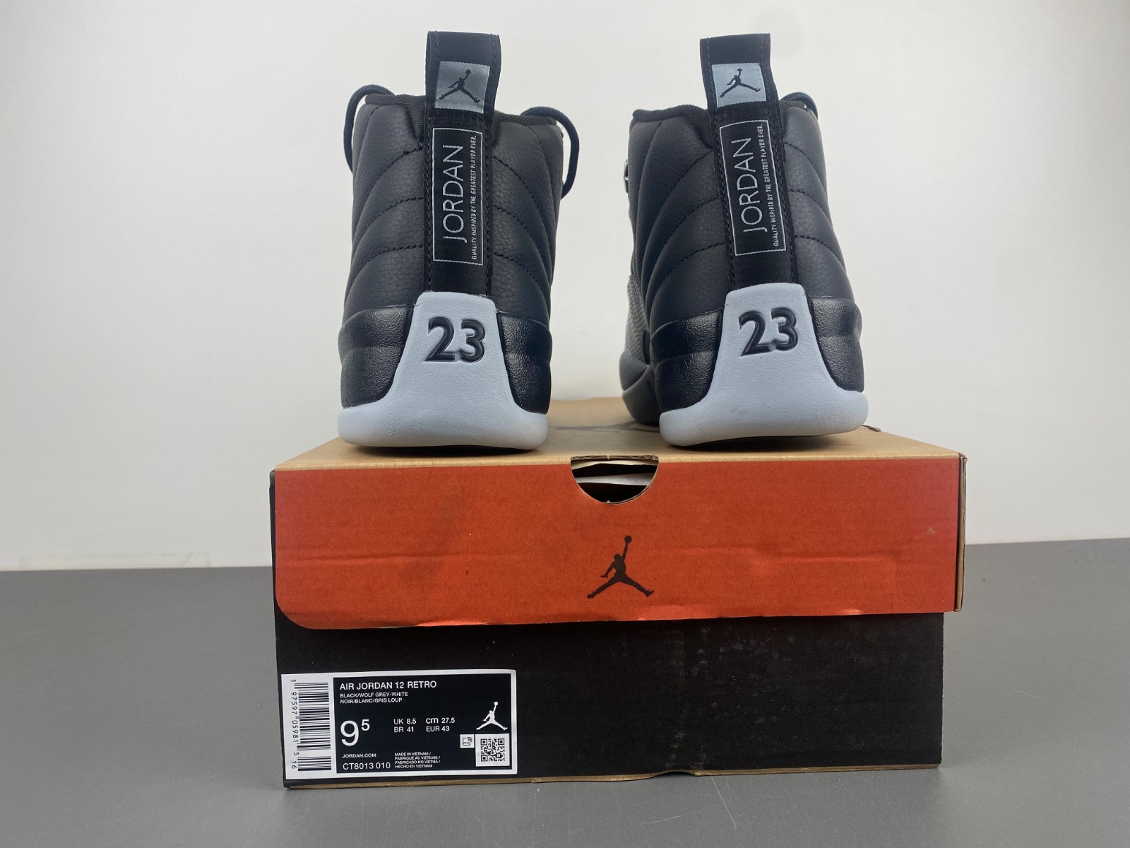 Air Jordan 12 BLACK/WOLF GREY CT8013-010