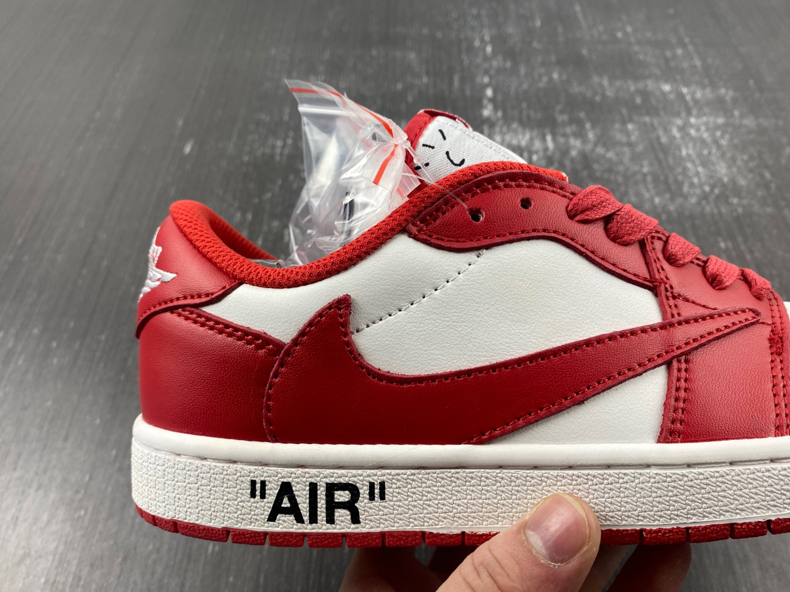 OFF-WHITE x Travis Scott x Air Jordan 1 DM7890-103