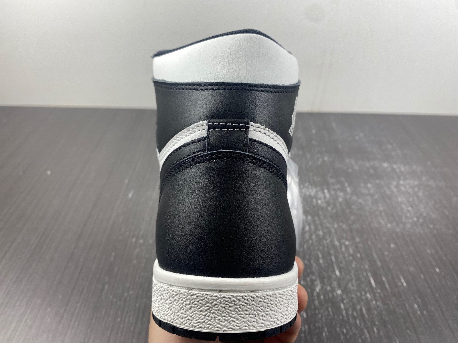 Jordan 1 Retro High 85 Black White (2023) BQ4422-001