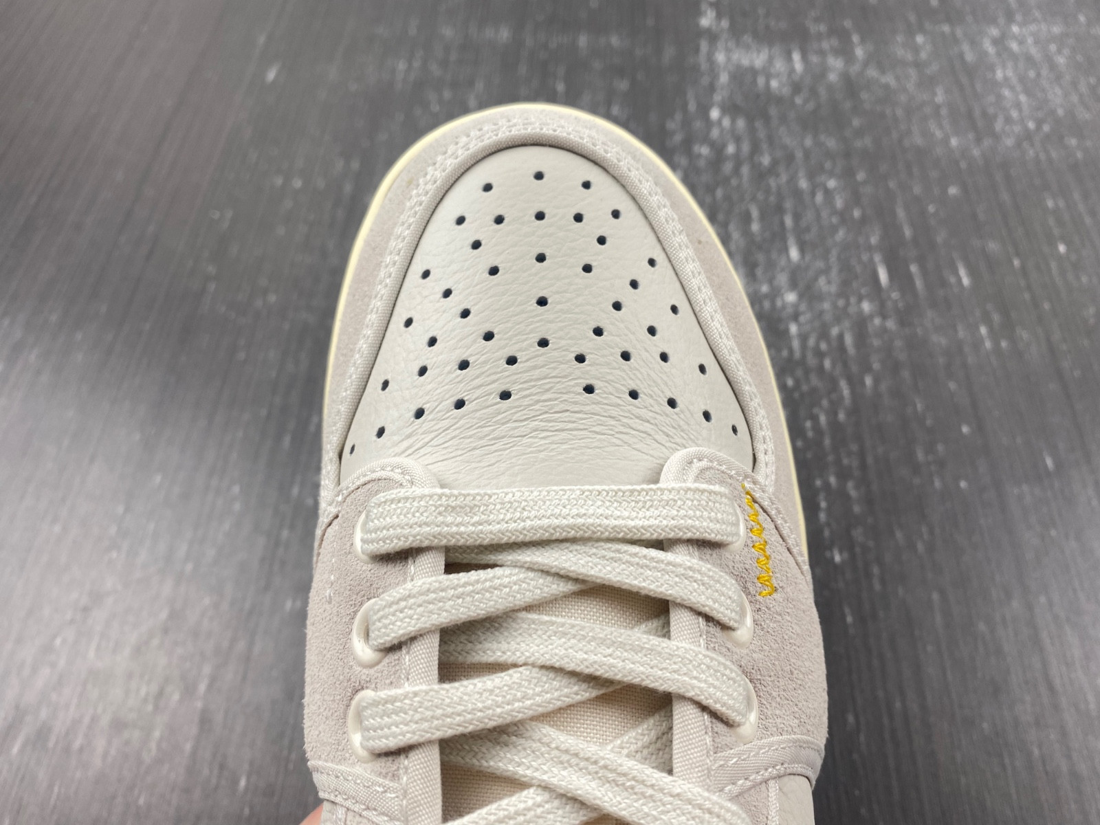 Union x AJKO 1 Low DZ4864-100