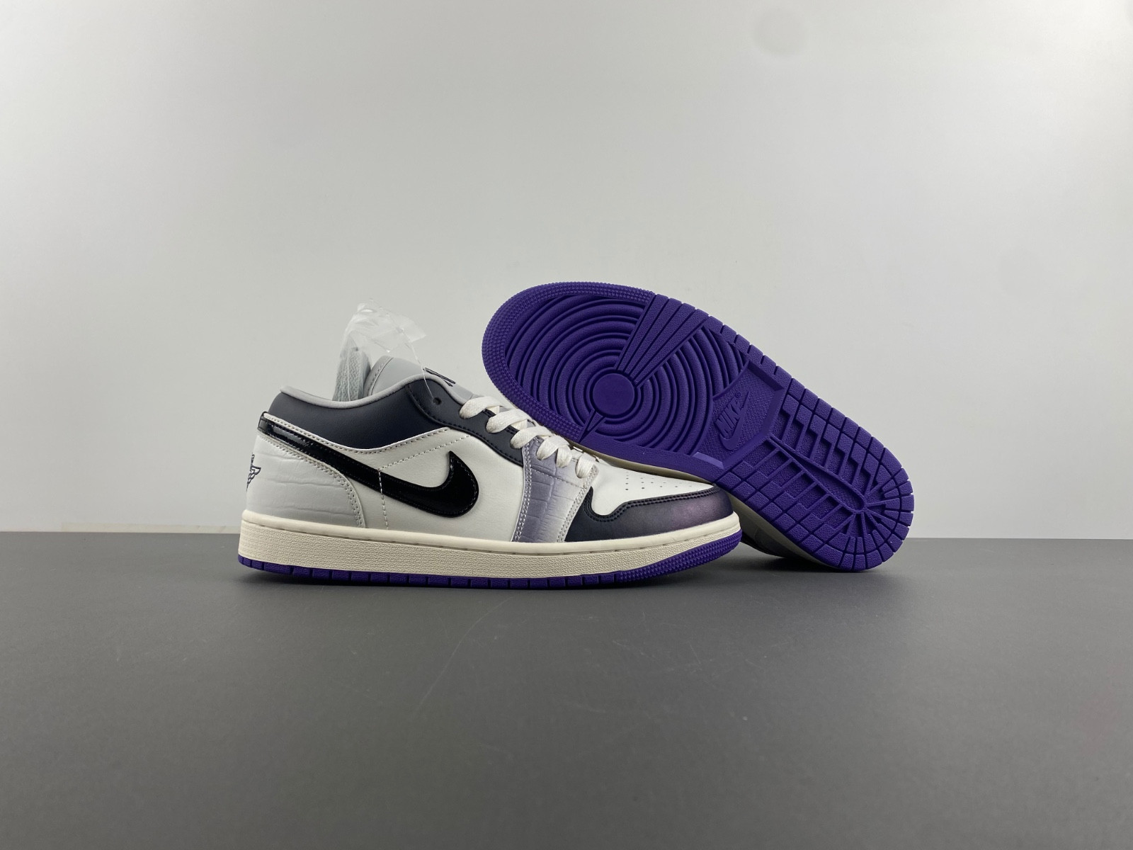 Air Jordan 1 Low SE HF5759-101