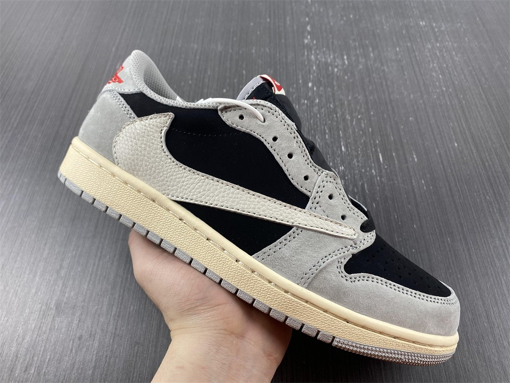 Air Jordan 1 Low DM7866-010-01