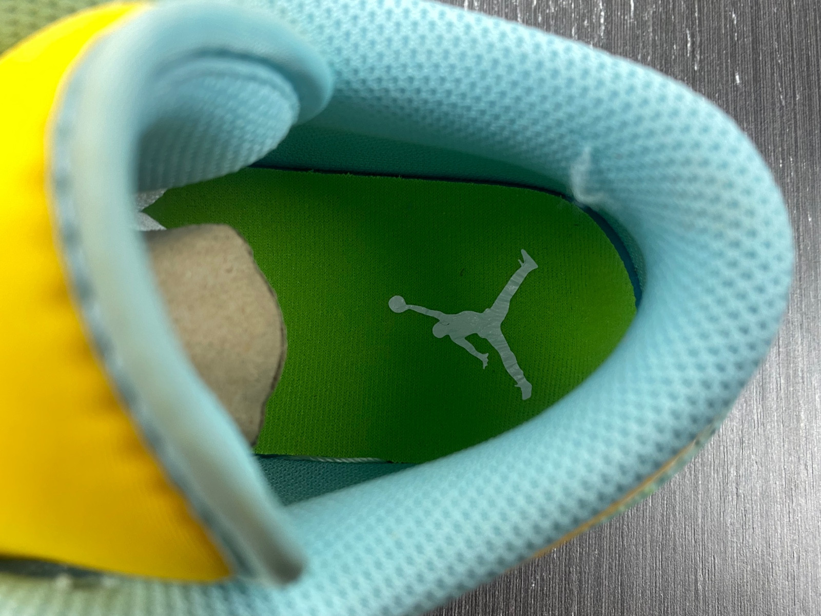 Air Jordan 1 Low GS “Citron Pulse” DX4375-800