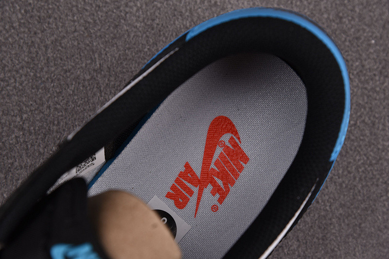 Air Jordan 1 Low OG “UNC” CZ0790-104