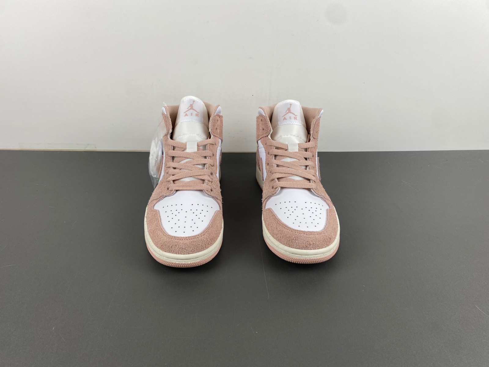 AIR JORDAN 1 MID SE "LEGEND PINK" FN7432-161