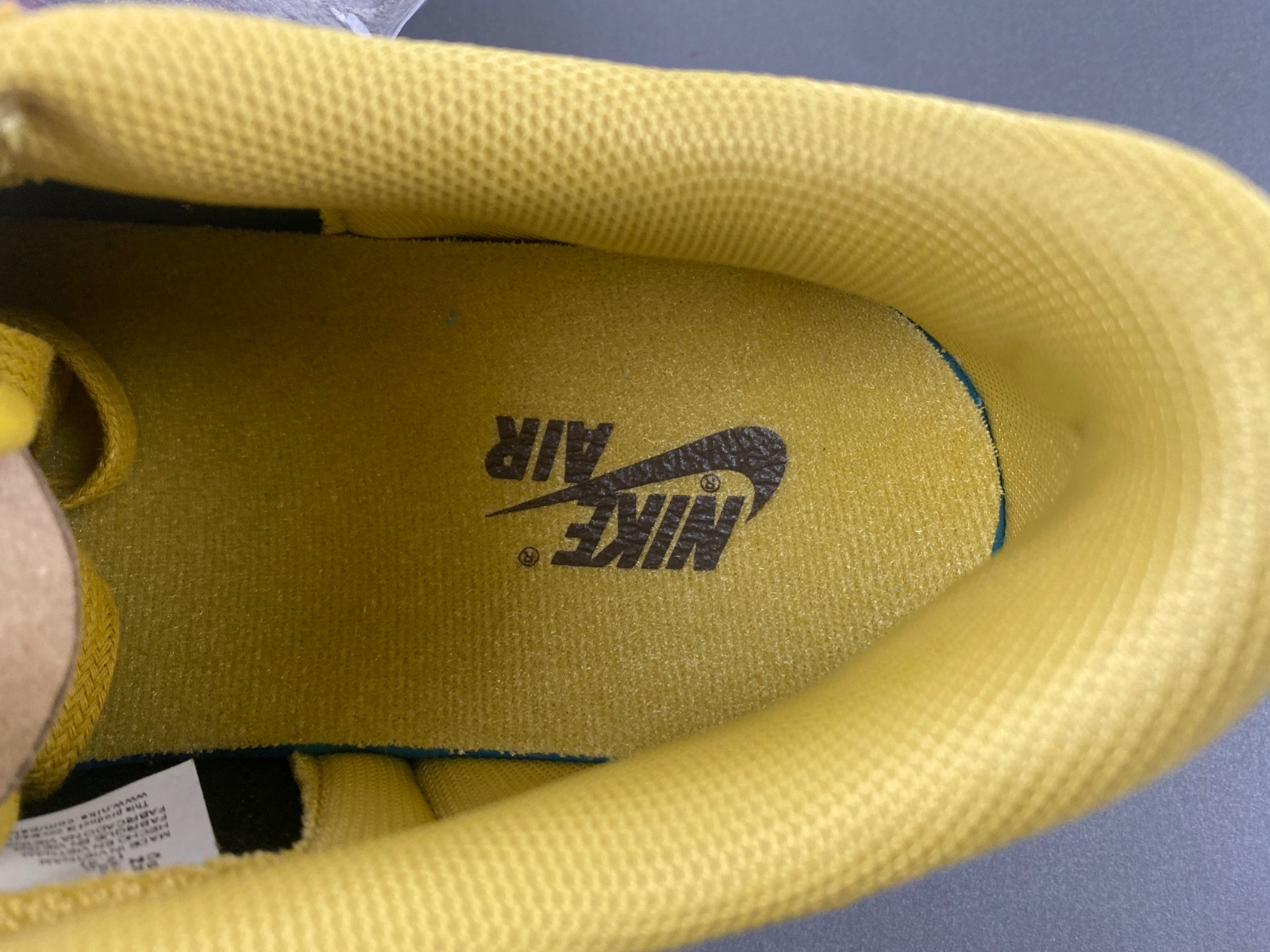 Travis Scott x Air Jordan 1 low DM7866-665