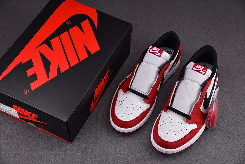 Air Jordan 1 Retro Low‘Chicago 705329-600