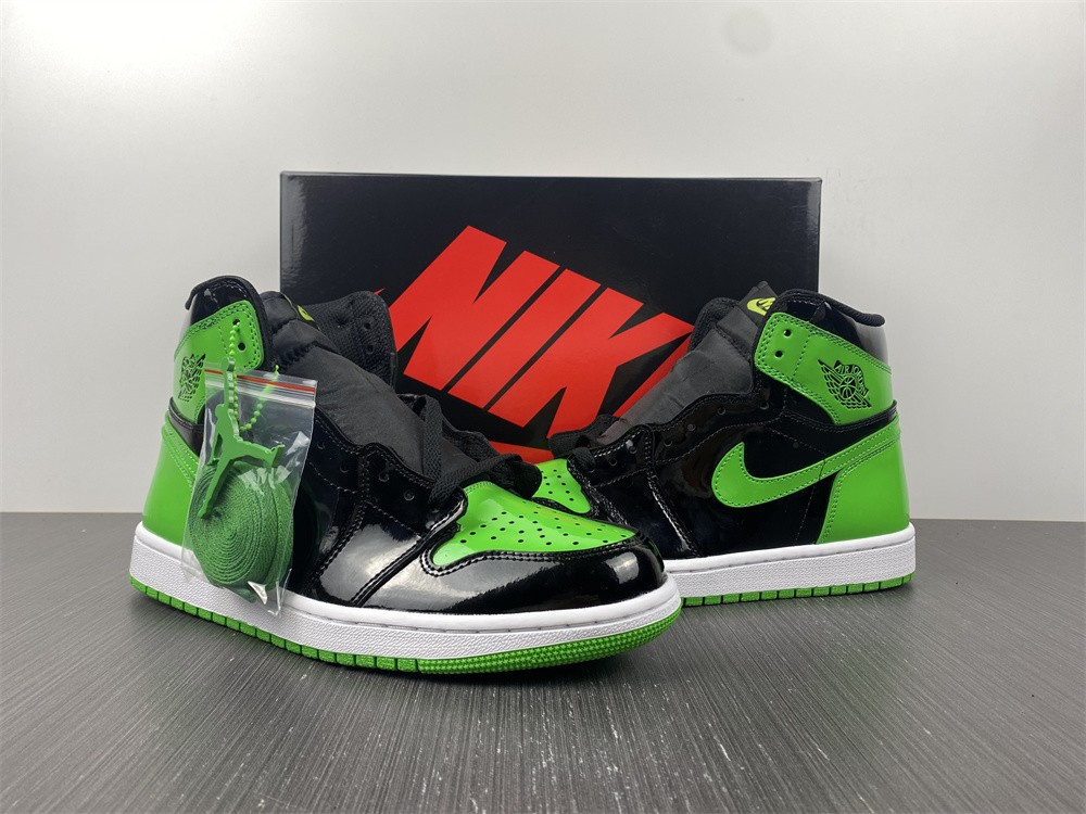Air Jordan 1 High 555088-030-01