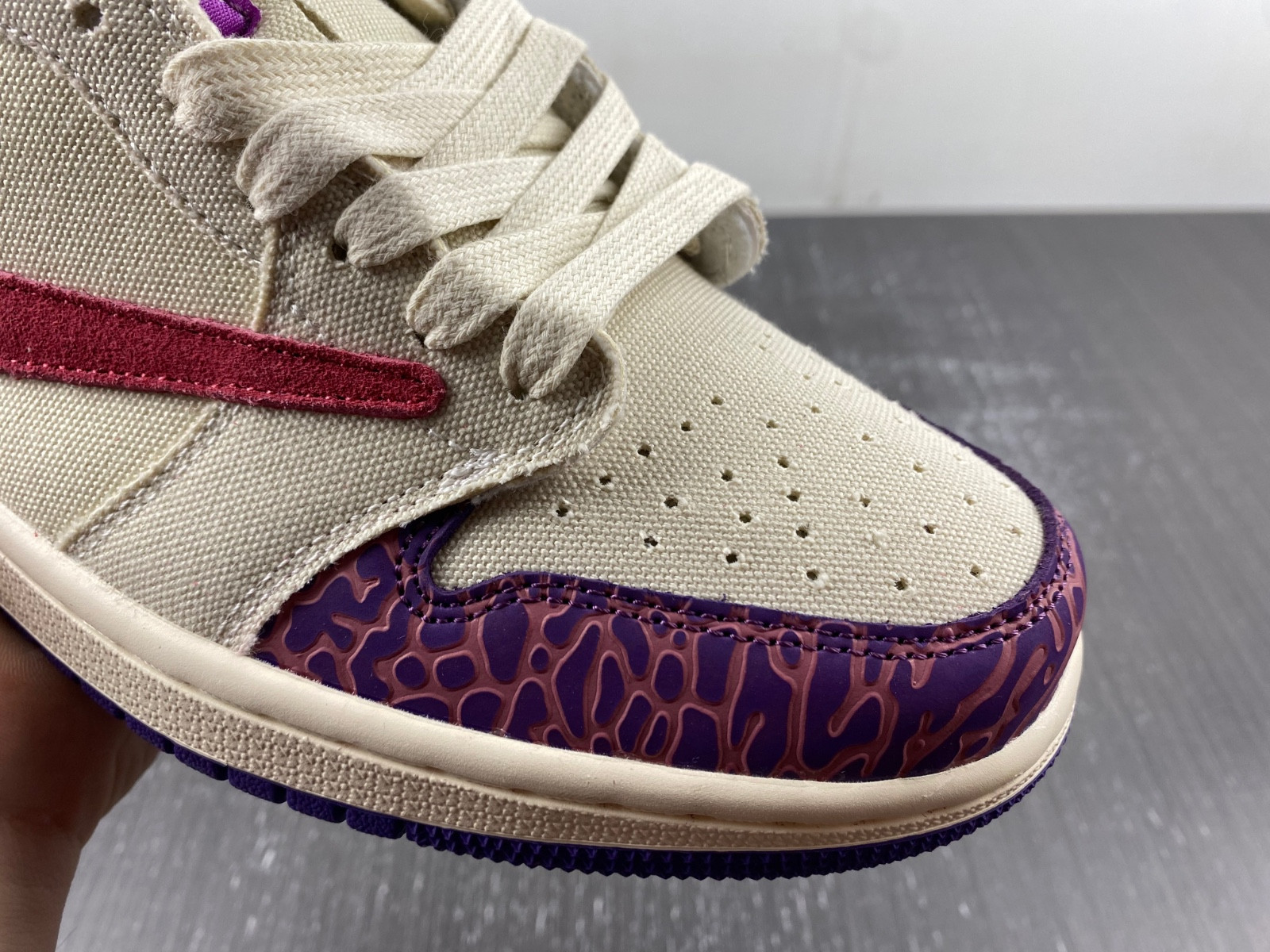 Travis Scott x Air Jordan 1 Low DM7866-952