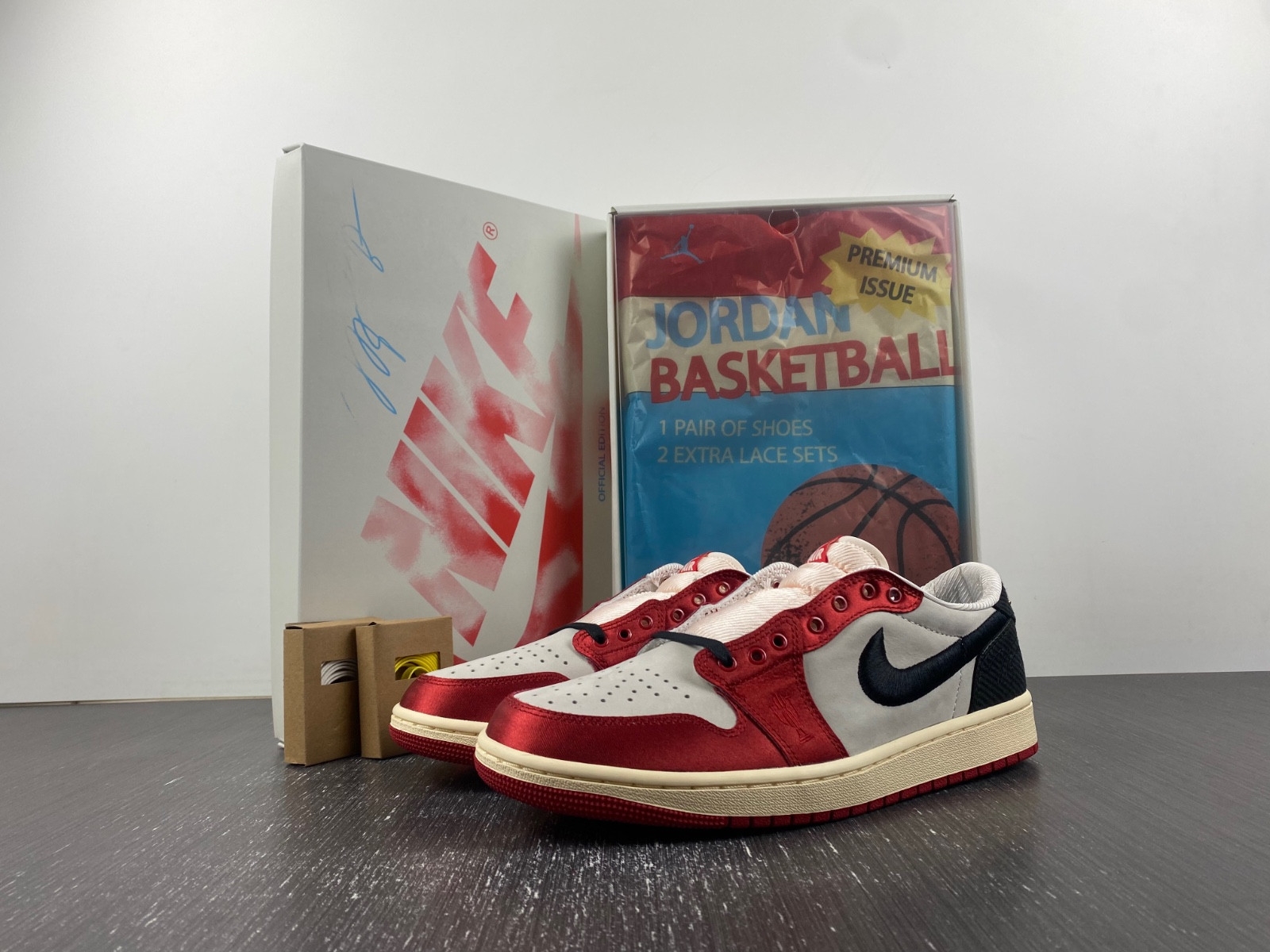 Trophy Room x Air Jordan 1 Low OG “Home” FN0432-100