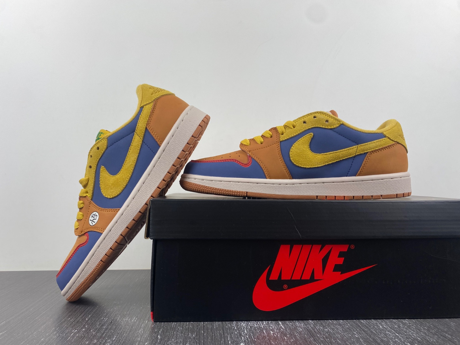 Air Jordan 1 Low DM7866-892