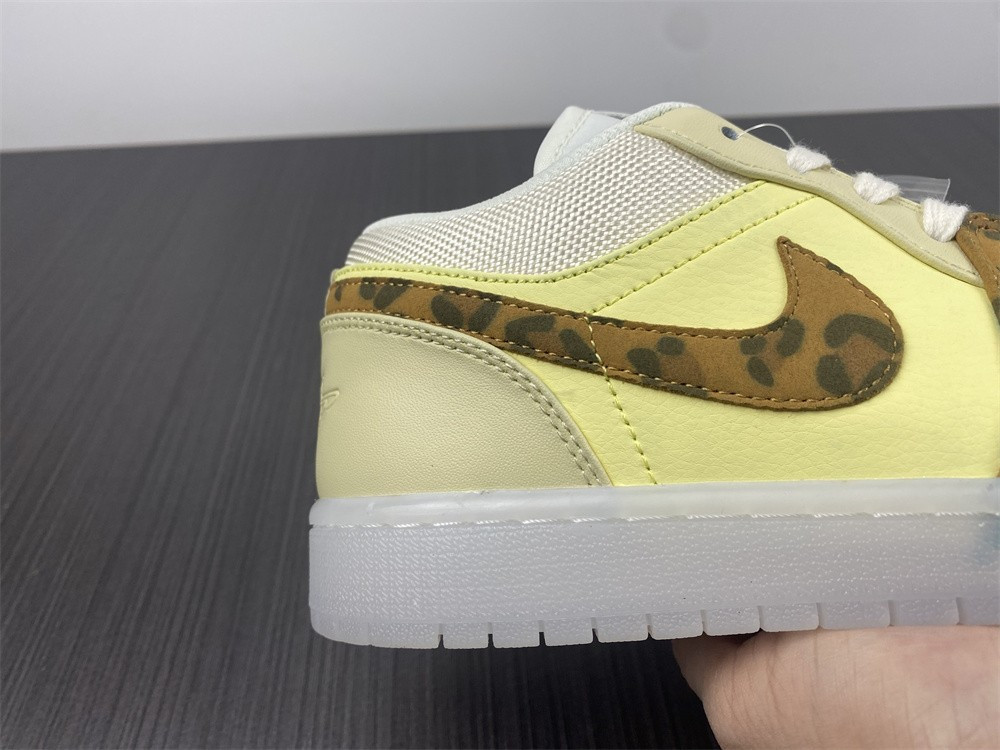 Air Jordan 1 Low “SNKRS Day” DN6998-700