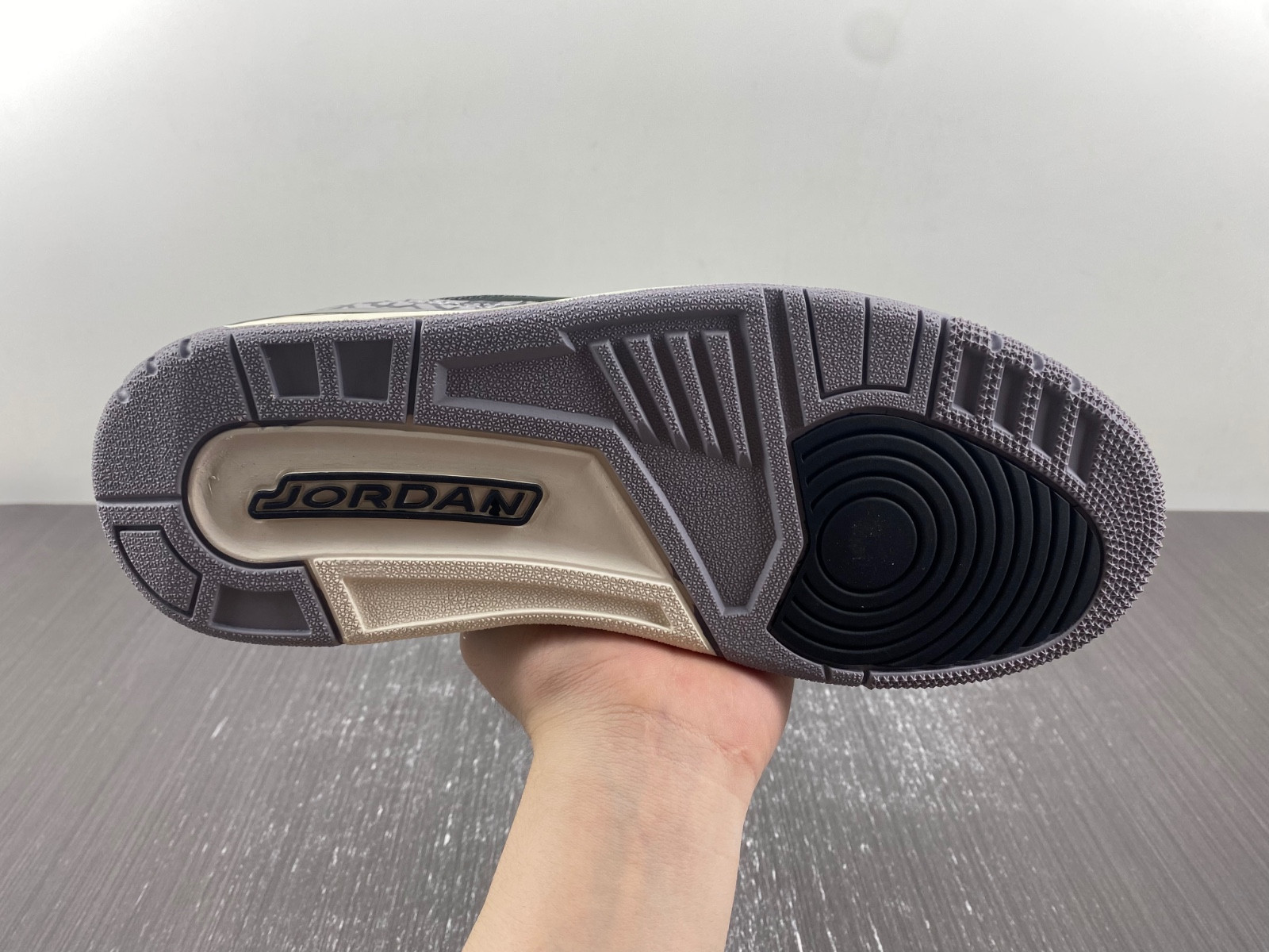 Air Jordan 3 WMNS “Off Noir” CK9246-001